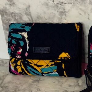 Vera Bradley Wallet NWT